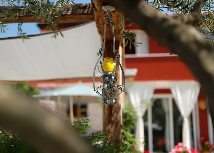 Casa Garibaldi 3* 브르토니글라